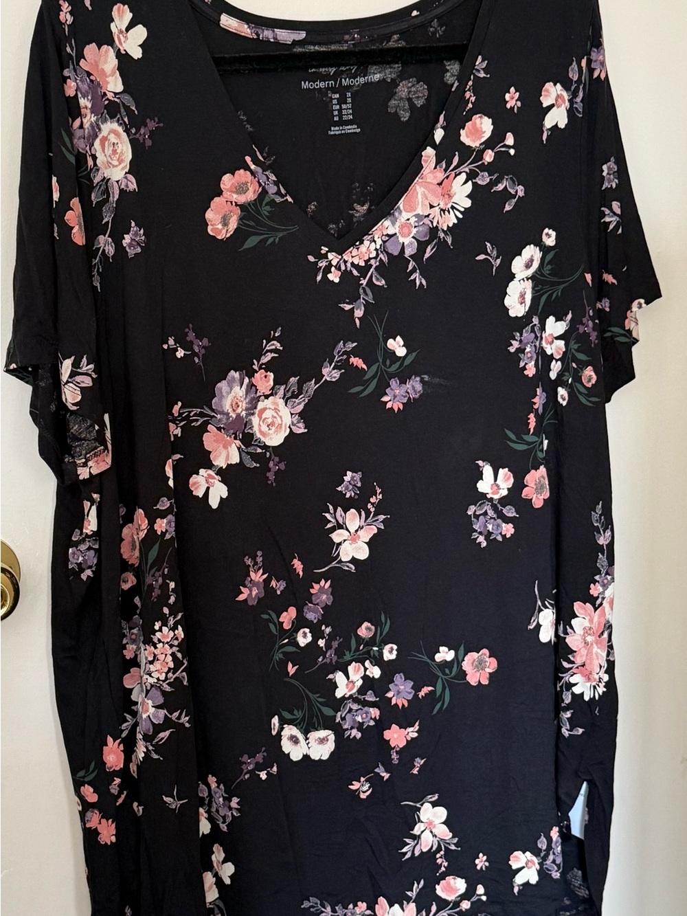 Penningtons (In every story)Black V‑Neck Tunic with Pink & Lavender Floral Print
